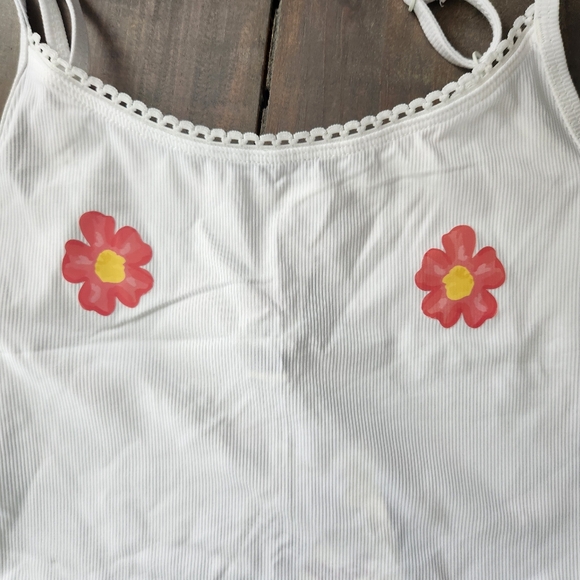 NWT Urban Outfitters x Dippin’ Daisies Luisa Graphic Cami – Size Small - Picture 2 of 5